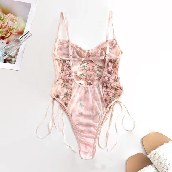 Lingerie bodysuit teddy lace embroidery floral